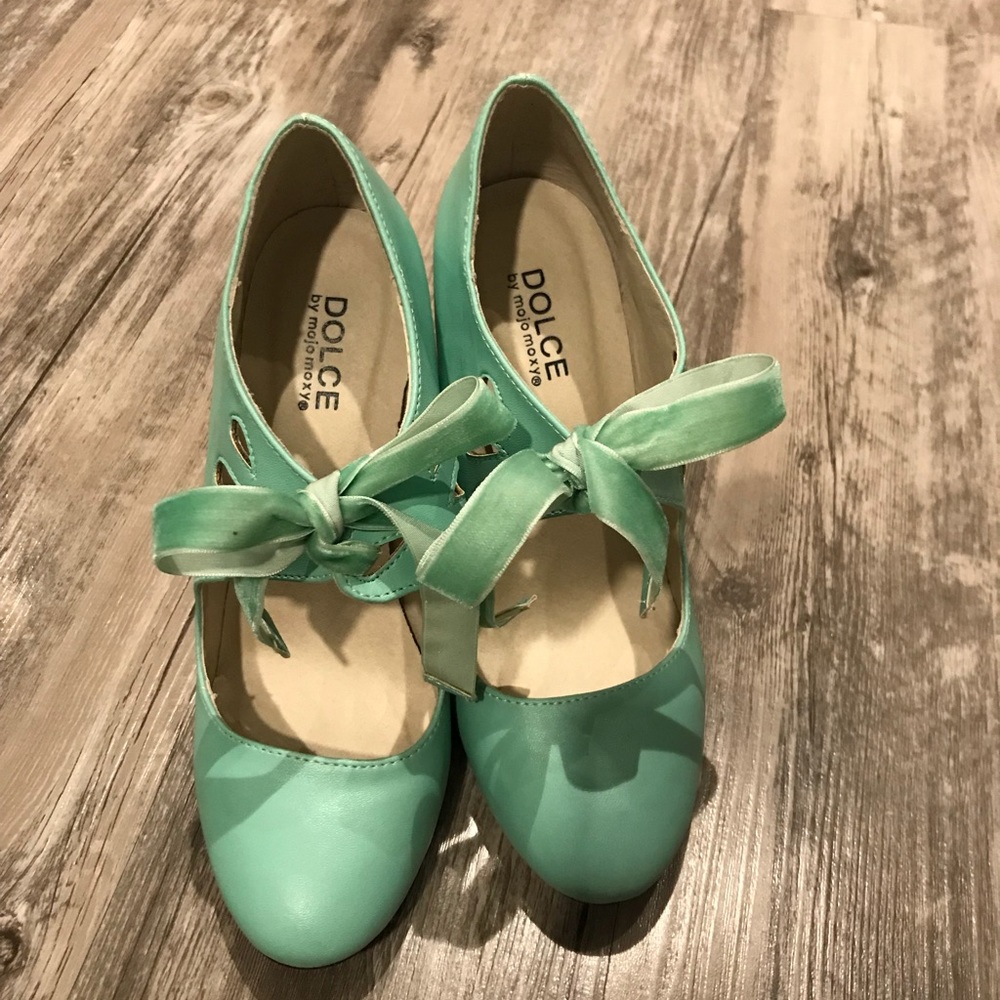 Mint Heels with Ribbon Tie.
